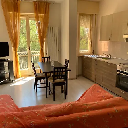 Appartement Casa Al Mare Di Vadino à Albenga Extérieur photo